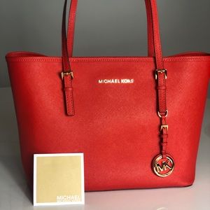Michael Kors jet set tote